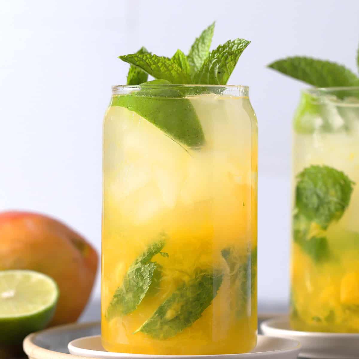 Sweet & Tart Mango Mojito: Fresh Ingredients & Customization Guide